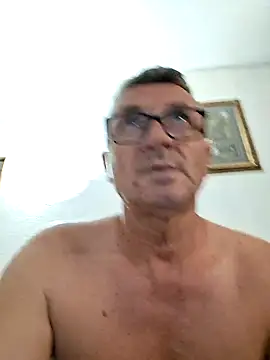 Show modela grealis71 na web-kameri