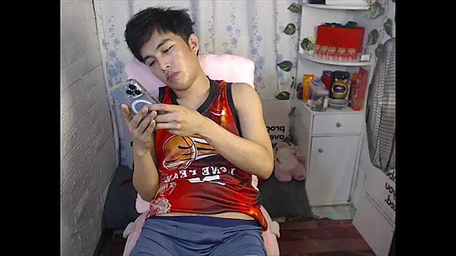 _peachyboyyy Pertunjukan Webcam