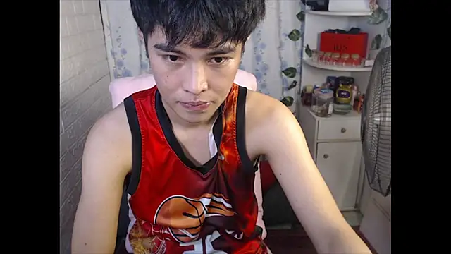 _peachyboyyy Webcam Show