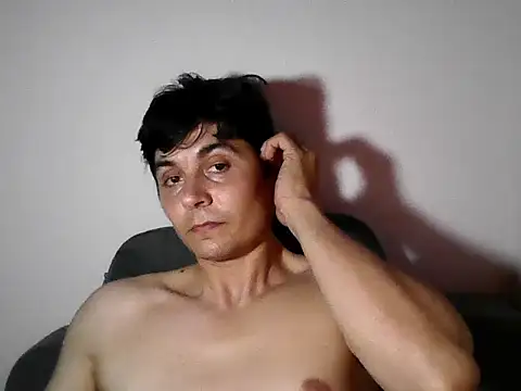 David0Storm: διαδικτυακό σόου στην κάμερα