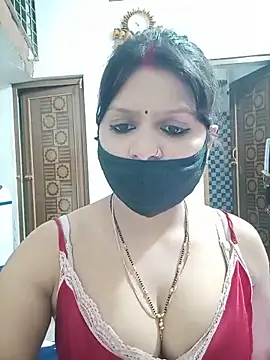 ZOYA-STRIP's Live XXX Chat