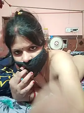 Chat +18 de ZOYA-STRIP ao vivo