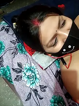 ZOYA-STRIP – Live XXX-chat