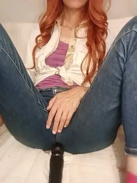Show modela VelvetDanger na web-kameri