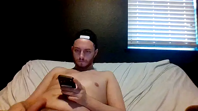 Cloudyydayzz's Webcam Show