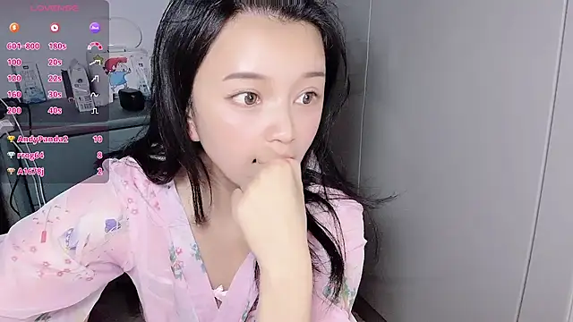 Chat XXX en directo de mengmeng-Zzz