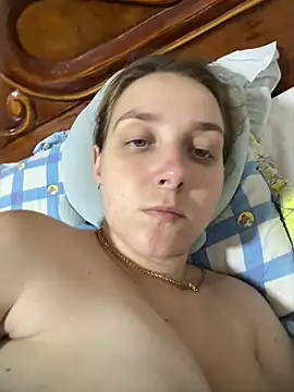 Pokazy przed kamerką – Loulou_fck