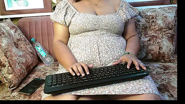 Živá chatovací místnost Flirty_mommy