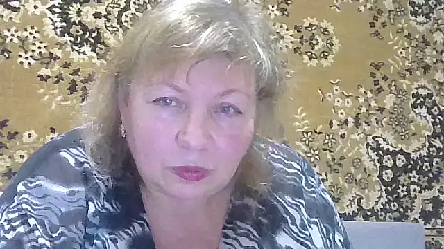 Chat +18 de LediMelissa ao vivo
