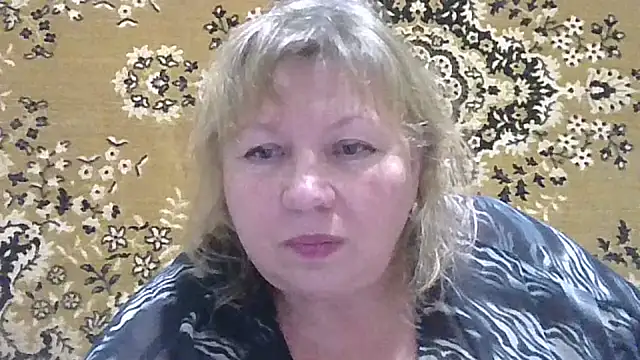 Chat +18 de LediMelissa ao vivo