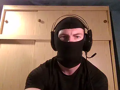 Вебкам-шоу beuker22