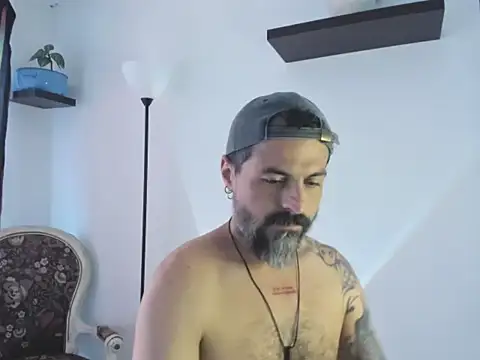 Miguel_angeel_: διαδικτυακό σόου στην κάμερα