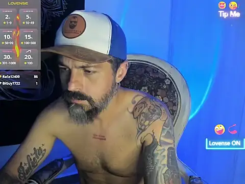 Show modela Miguel_angeel_ na web-kameri