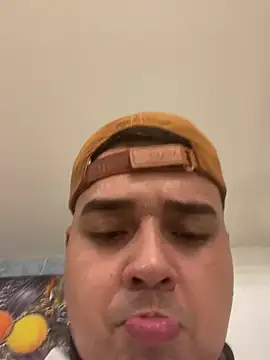 CockedWhithe3000 Show in webcam