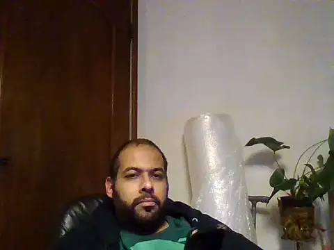 Carlos02145 Webcam Show