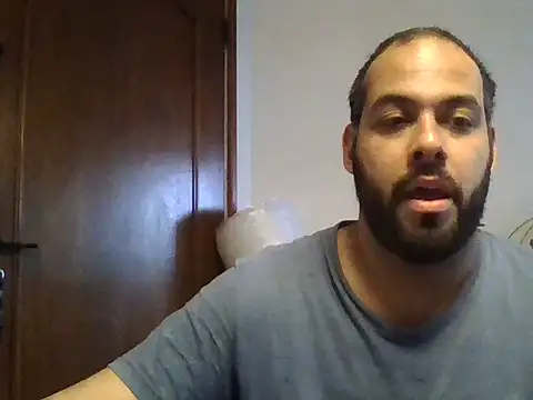 Carlos02145 Show Webcam