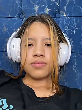 Viluuu-24 Webcam show