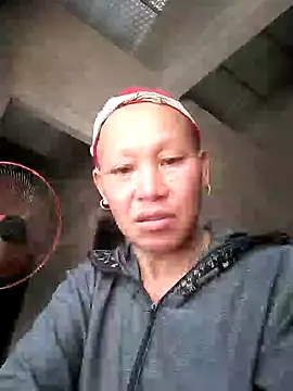 celine-33 – live chatrum