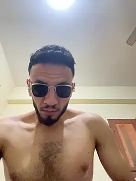 kingtop222 Adlı Modelin Web Kamerası Şovu
