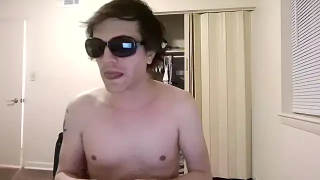 Show modela jussy069 na web-kameri