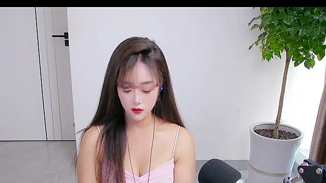 diudiu222's Live Chat Room