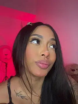 ItsBellaPorch's Webcam Show