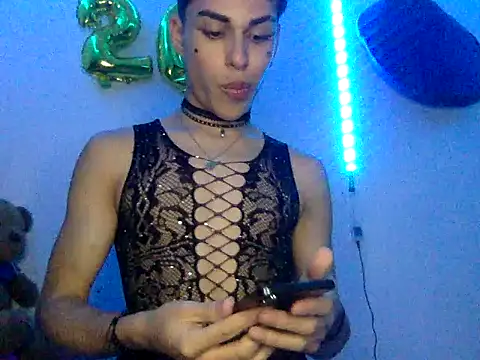andrytedu_20's Webcam Show