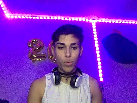 andrytedu_20 Webcam show