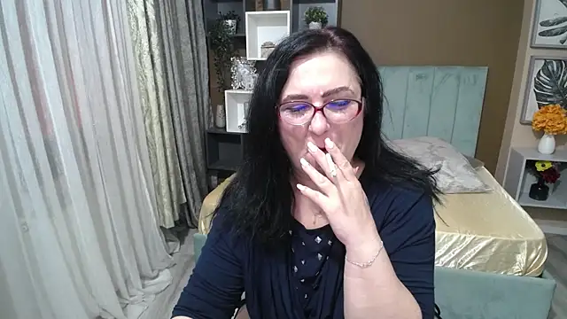 ValerieSmithsx লাইভ XXX চ্যাট