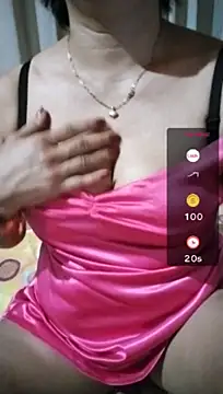 assqueenlovely 现场XXX聊天
