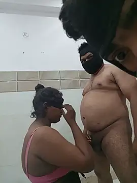 Show de horneykumari na webcam