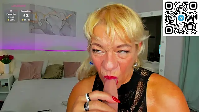 Anna_Coolidge Show Webcam