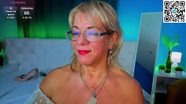 Anna_Coolidge Adlı Modelin Canlı XXX Sohbeti