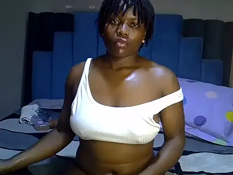 melanin_moon Webcam-Show