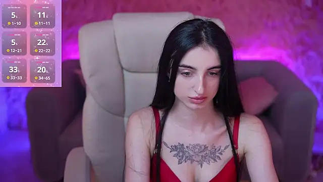 EmilyyMoon – webcam-show