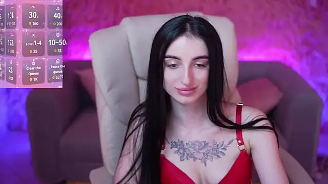 EmilyyMoon webcam show