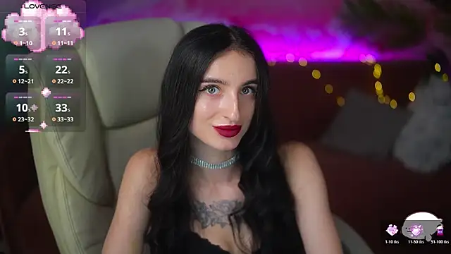 EmilyyMoon Webcam-Show