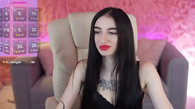 عرض كام EmilyyMoon