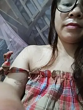 Chatroom XXX en direct de Biva11