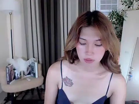 Webkamerová show urdreamgirl_mika27