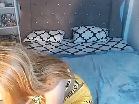 ZhanellVictoria69 Show Webcam