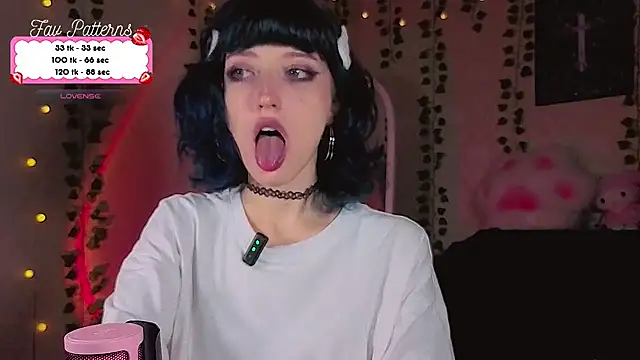 mistyverse's Live XXX Chat