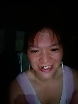 Chat +18 de lya_sexyy ao vivo