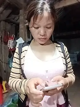 lya_sexyy 现场XXX聊天