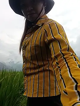 lya_sexyy 现场XXX聊天