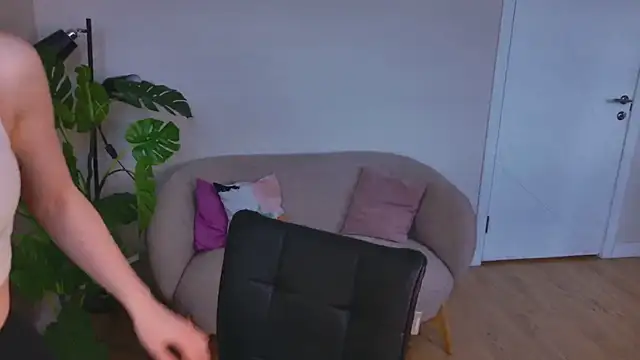 Sala de chat ao vivo de Dolce_moments_