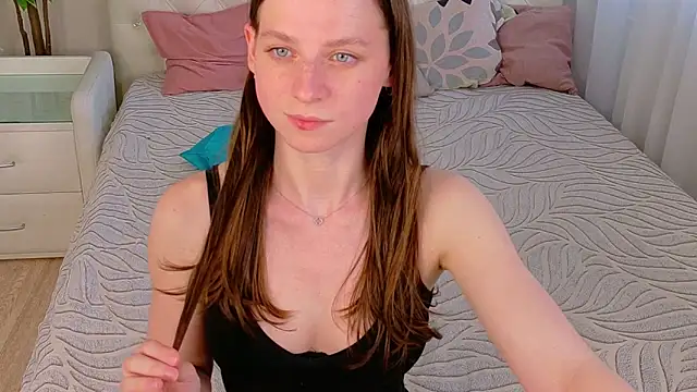 Dolce_moments_'s Webcam Show