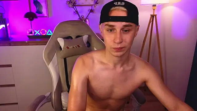 e1v1s webcam show