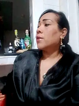 OliviaWilliamm Adlı Modelin Canlı XXX Sohbeti