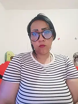 Chat XXX en directo de OliviaWilliamm